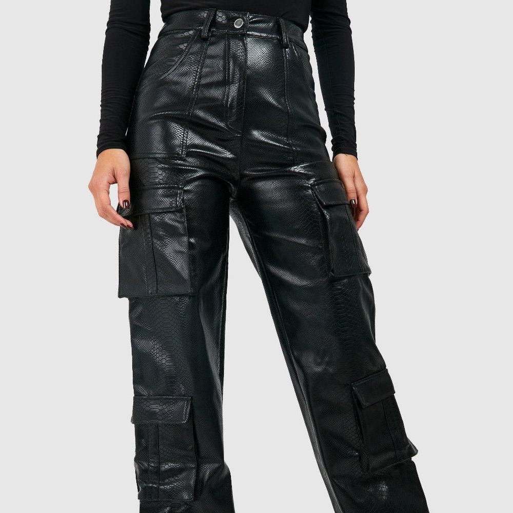 MOCK CROC SLOUCHY CARGO PANTS - Boohoo
